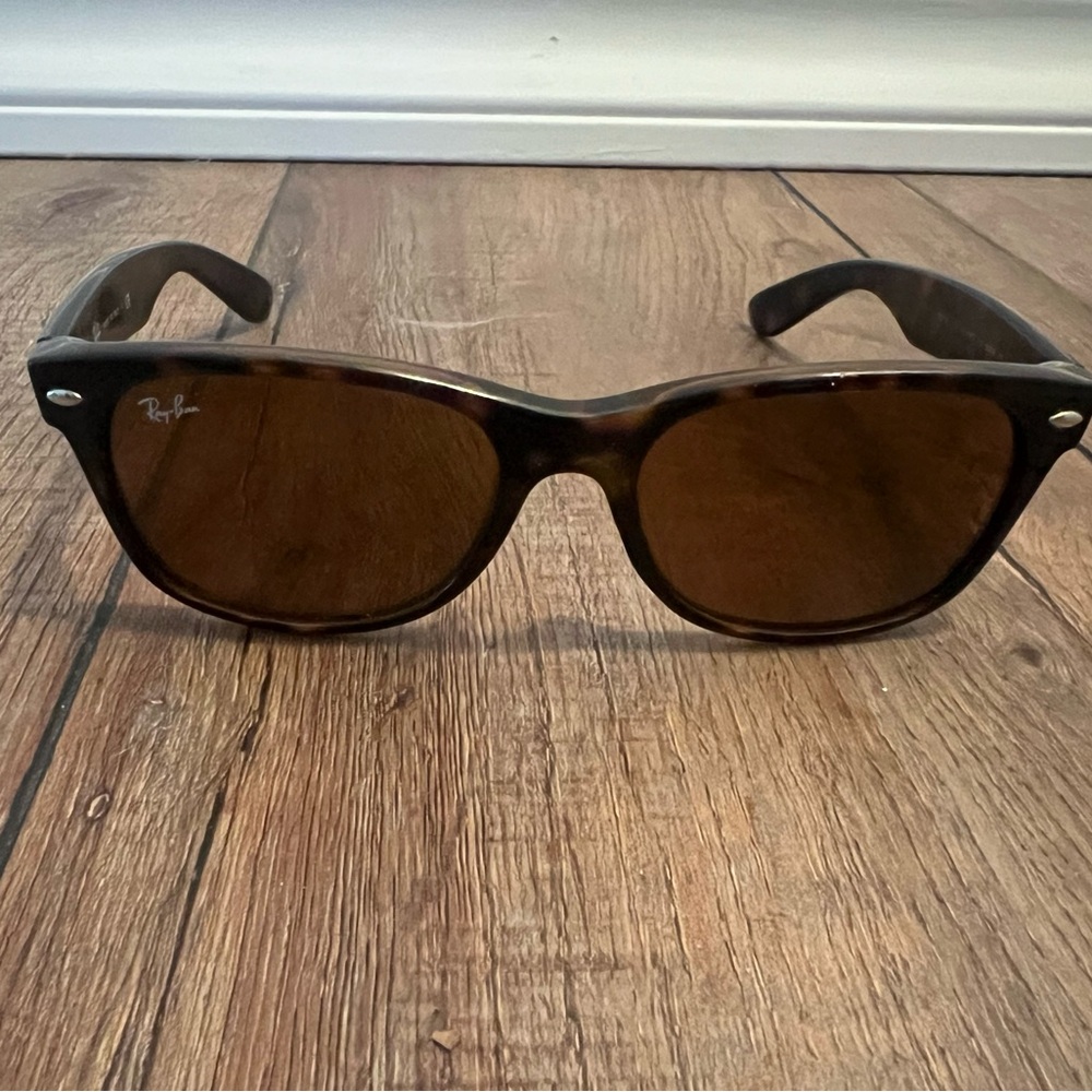 Ray-Ban Tortoise Shell Sunglasses